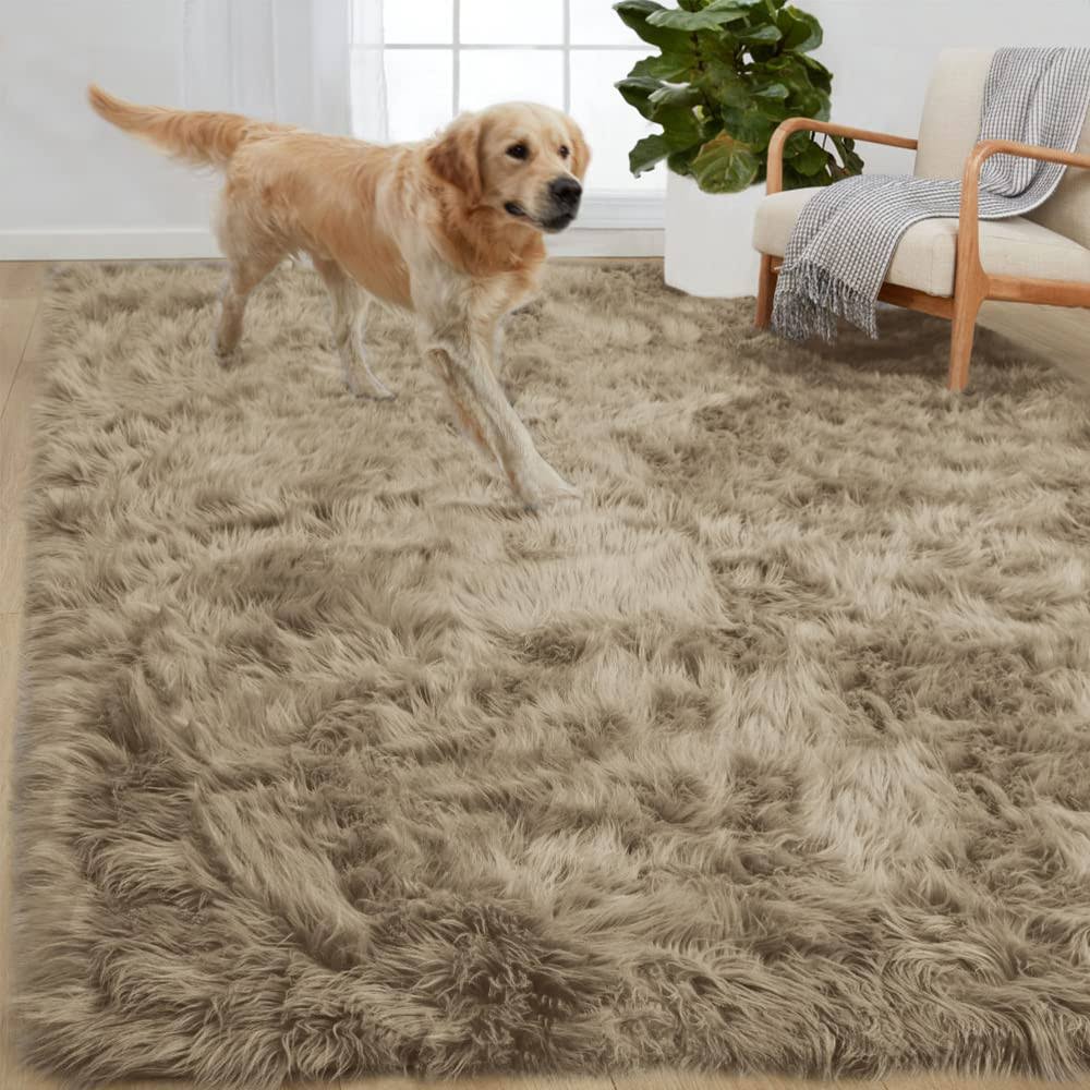 Gorilla Grip Fluffy Faux Fur Rug, 4x6, Machine Washable Soft Furry Area Rugs, Rubber Backing - Product image 1