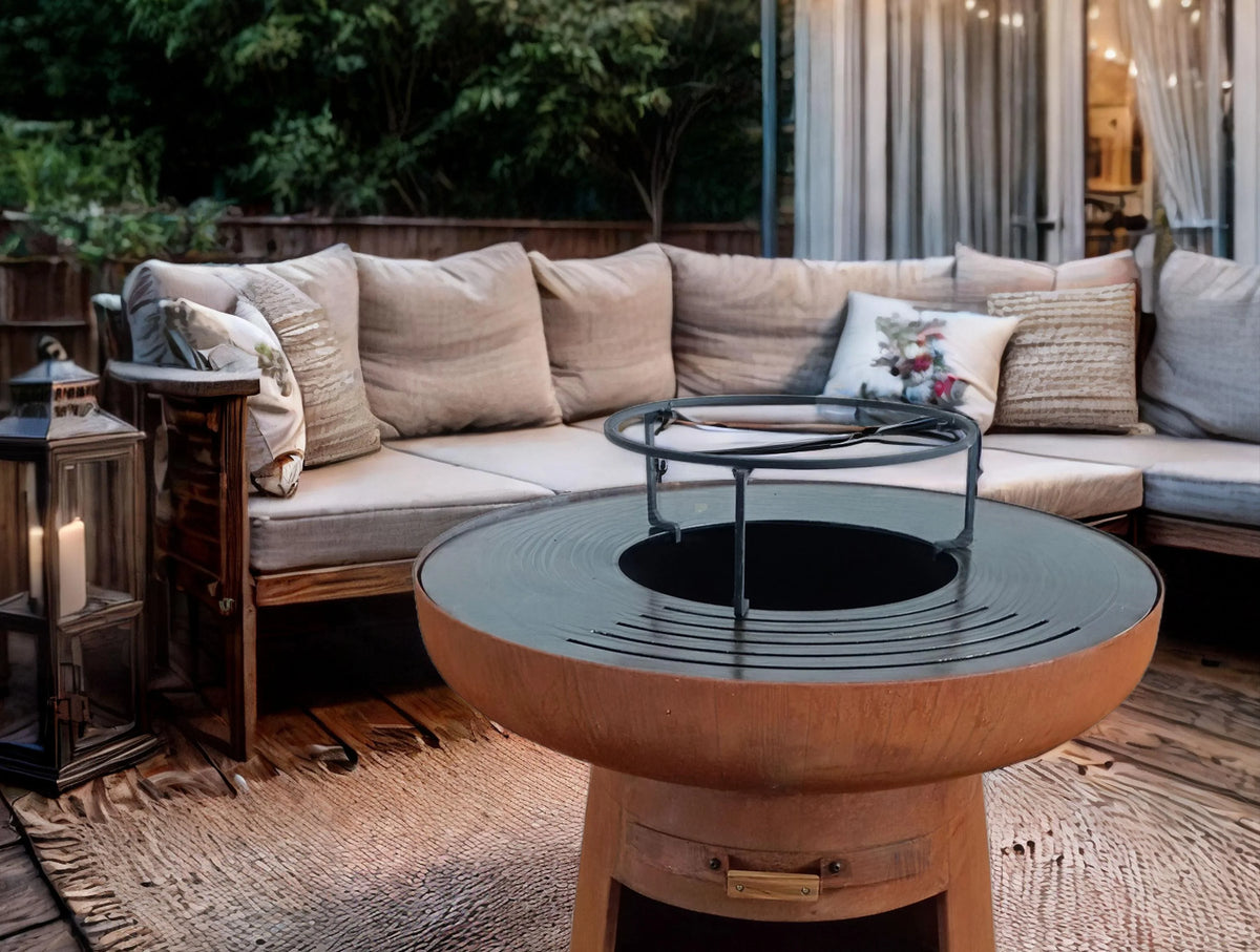 Round barbecue with round steel plate and corten steel grill -